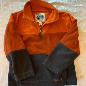 Long sleeve fleece 1/4 zip. Boys size 4